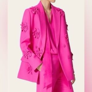Boutique Hot Pink Women's Boyfriend Blazer With Floral Appliqué